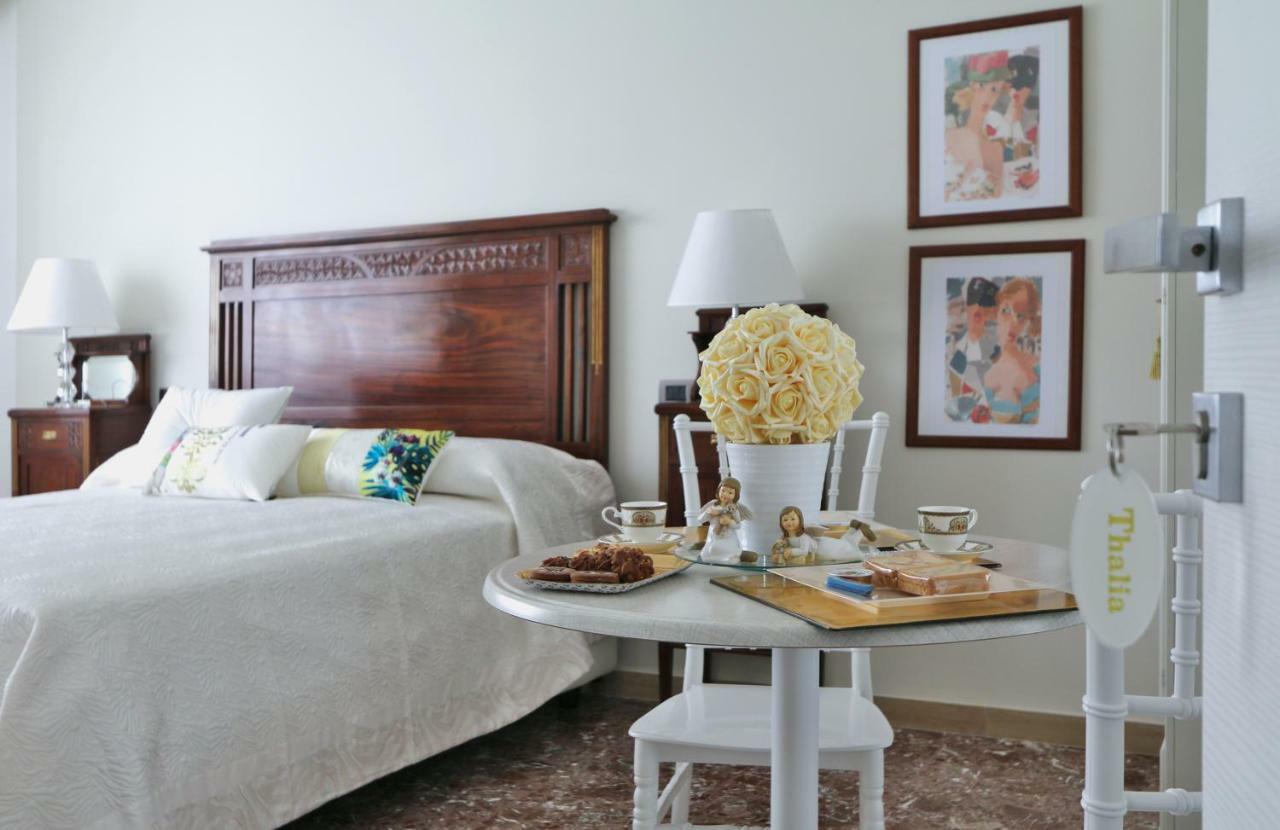 Solidea Bnb Salerno Bagian luar foto
