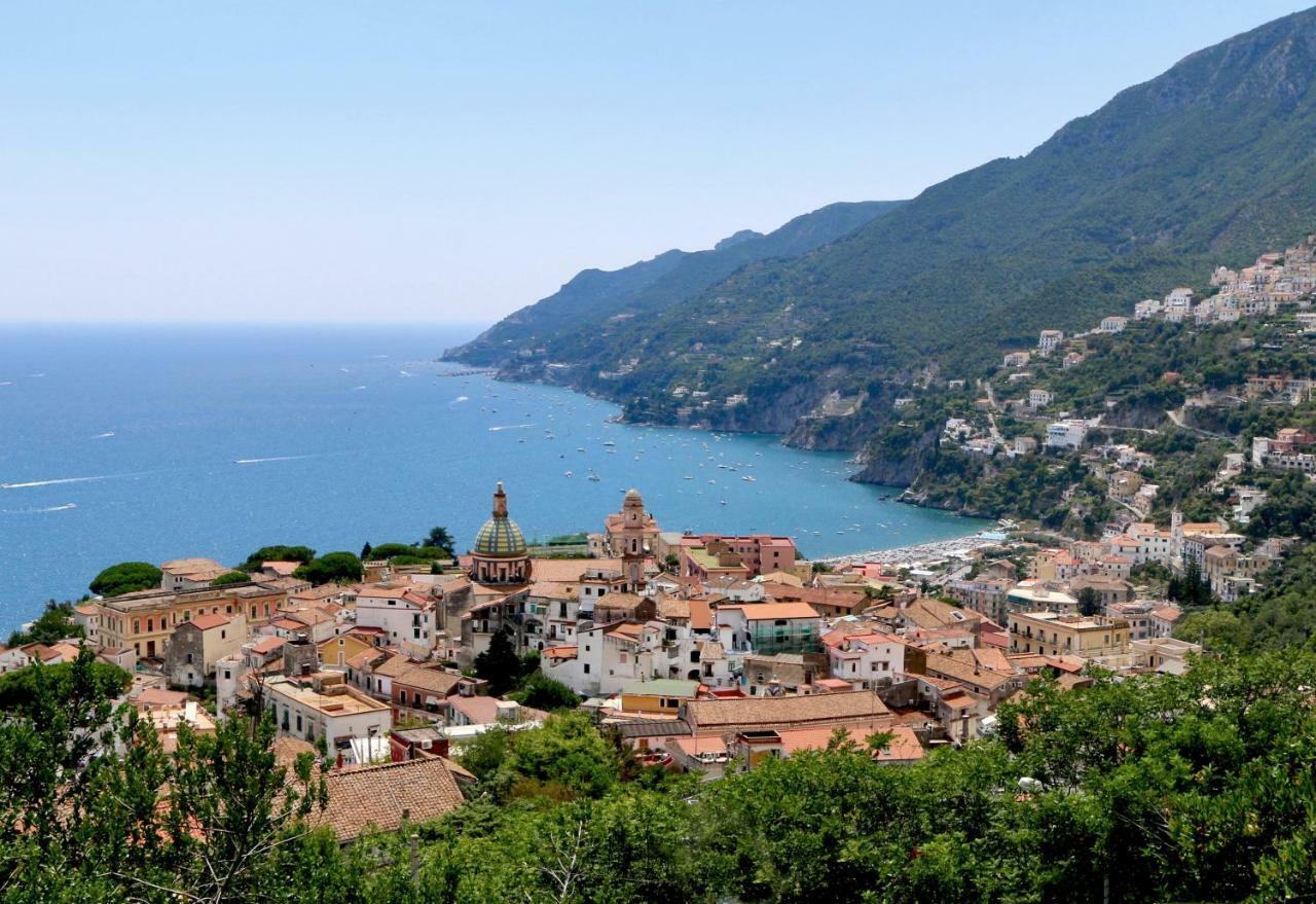 Solidea Bnb Salerno Bagian luar foto