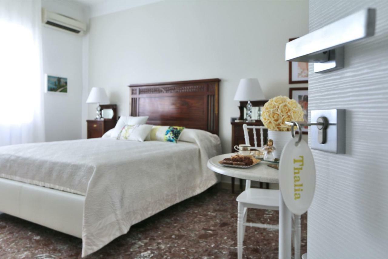 Solidea Bnb Salerno Bagian luar foto